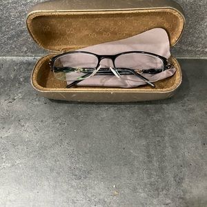 Gucci model GG4237 glasses Color black with gold trim Size 52/17 EUC condition